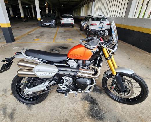 TRIUMPH BONNEVILLE SCRAMBLER 1200 XE 